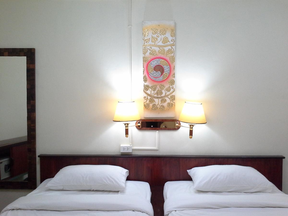 Bc Guesthouse Banglamphu Bangkok Buitenkant foto