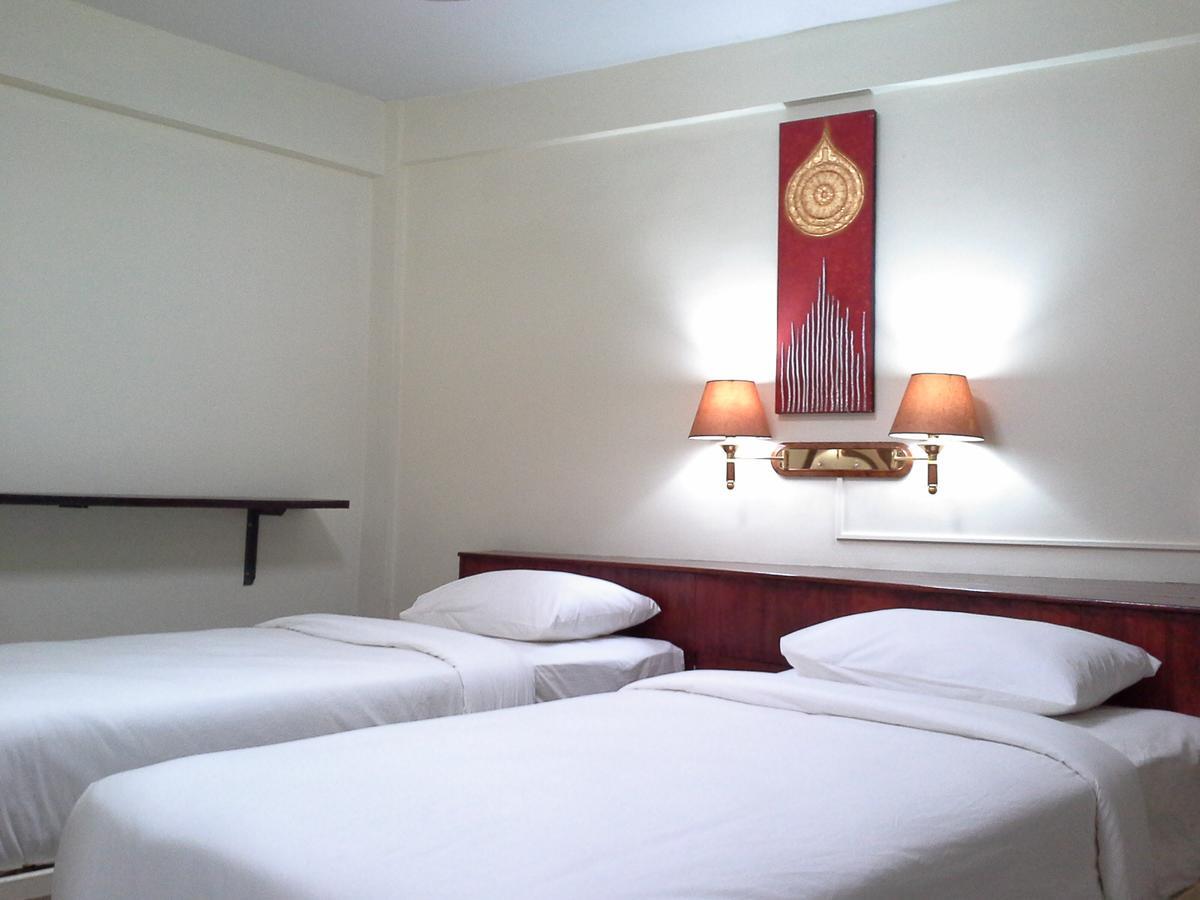 Bc Guesthouse Banglamphu Bangkok Buitenkant foto